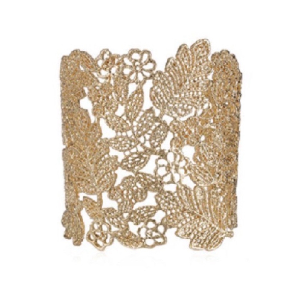 Stella & Dot Chantilly Lace Gold Cuff